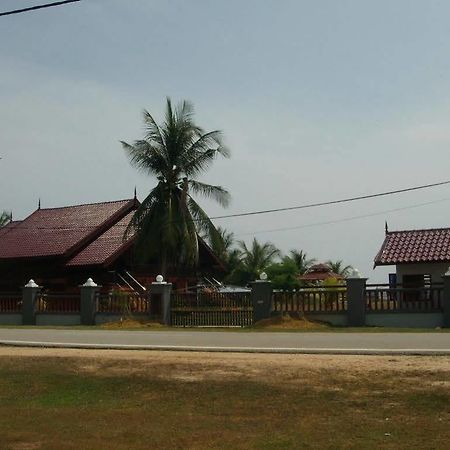 Bayu Beach Penarek Kampung Penarik Eksteriør bilde