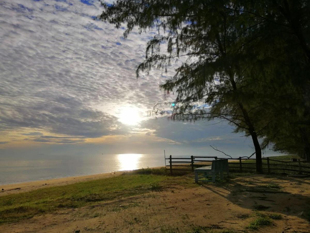 Bayu Beach Penarek Kampung Penarik Eksteriør bilde