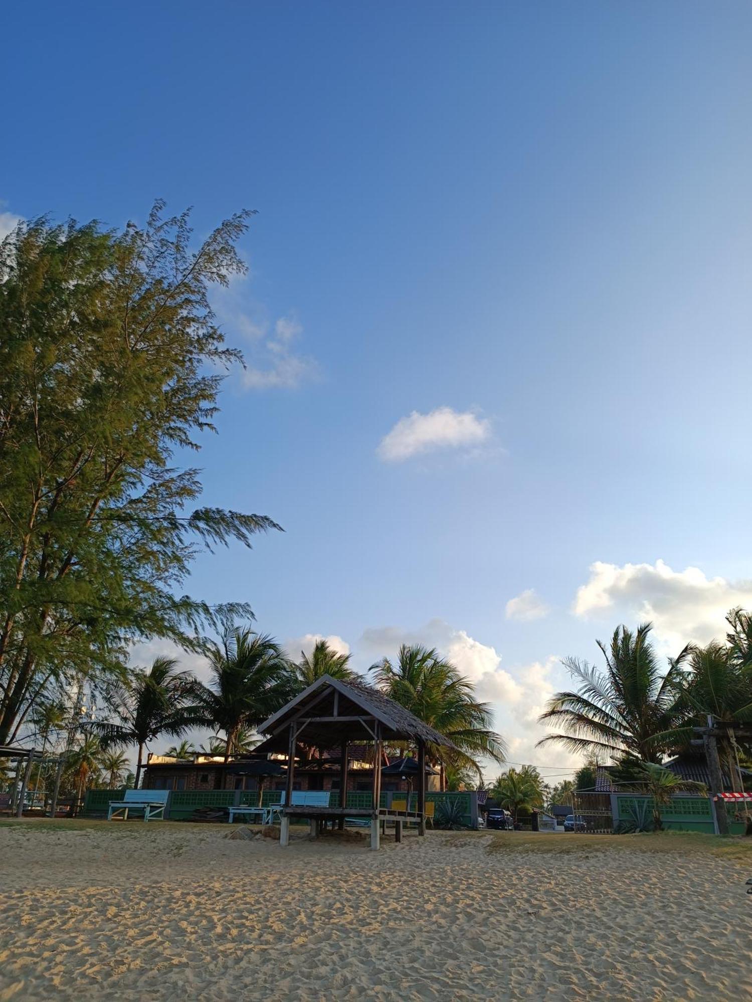 Bayu Beach Penarek Kampung Penarik Eksteriør bilde
