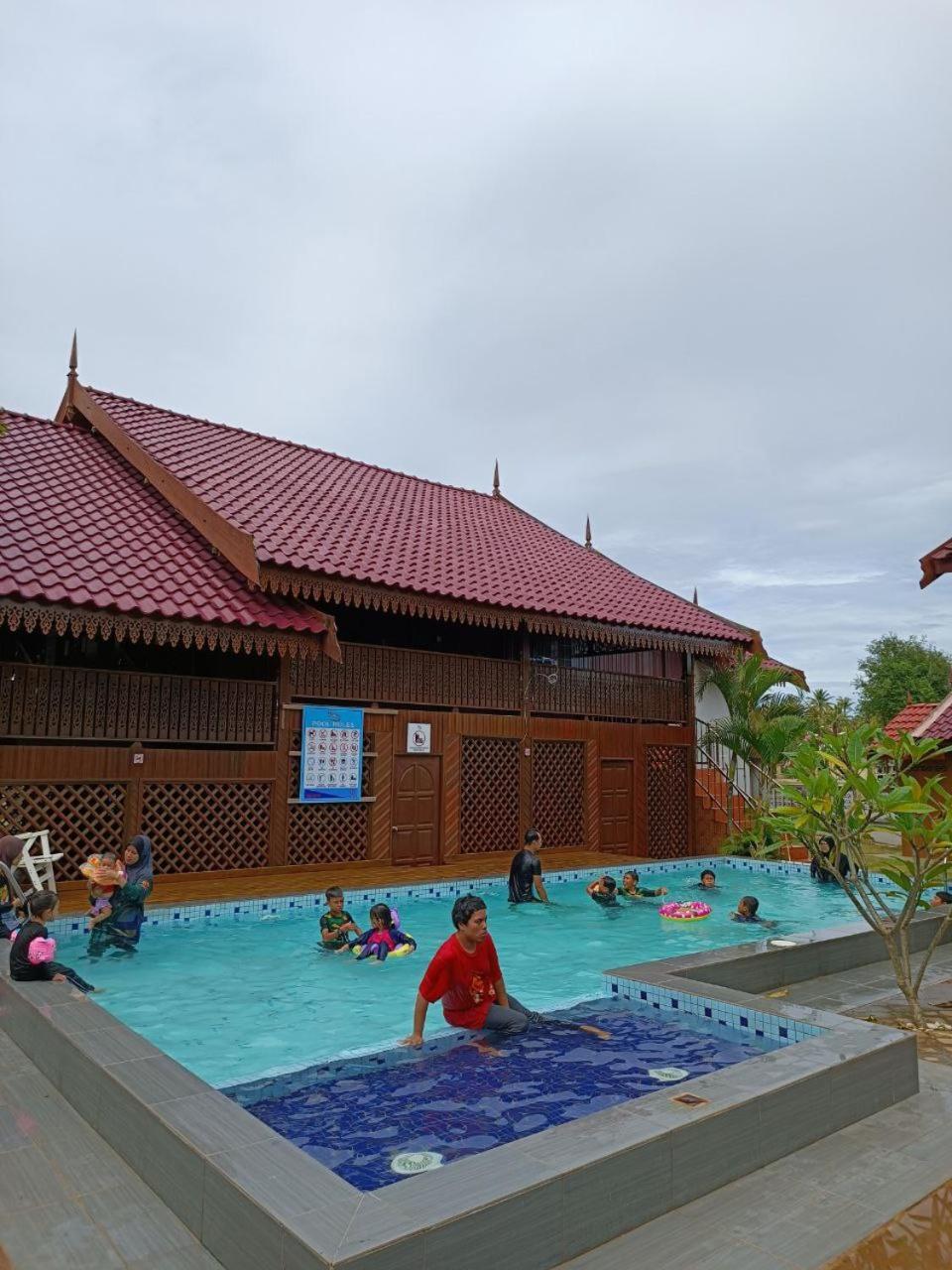 Bayu Beach Penarek Kampung Penarik Eksteriør bilde