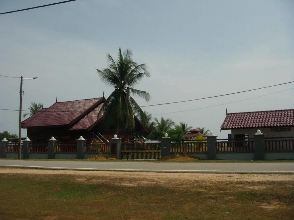 Bayu Beach Penarek Kampung Penarik Eksteriør bilde